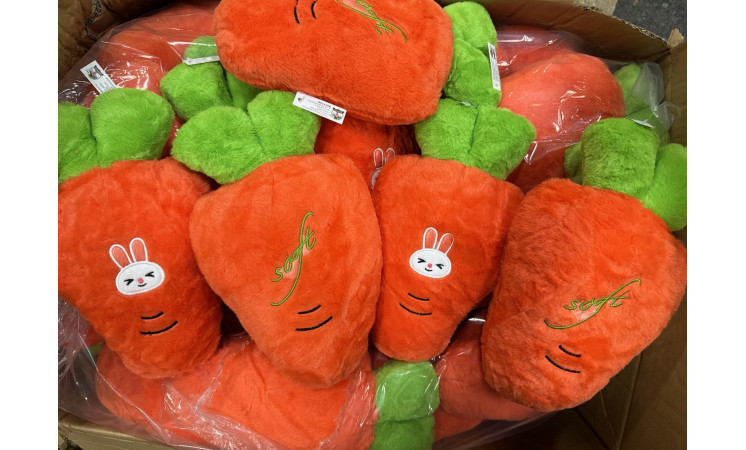 10" Carrot Plush - 124ct Case