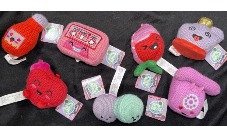 4-5" VALENTINE'S PLUSH - 200ct Case - $1.19 ea